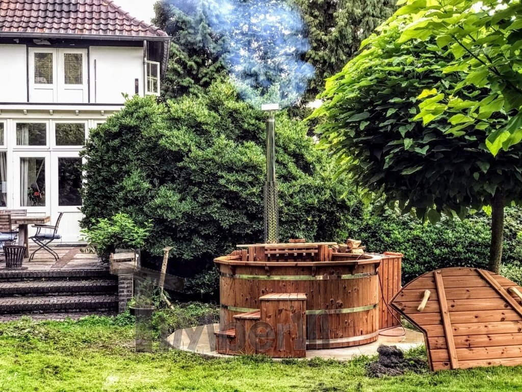 projets de bain nordique en bois extérieur en Allemande